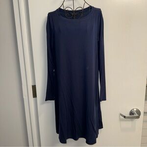 BCBGMazAzria NWT Long Sleeve Dress Navy